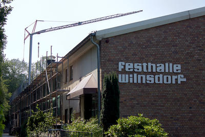 Dachsanierung Festhalle