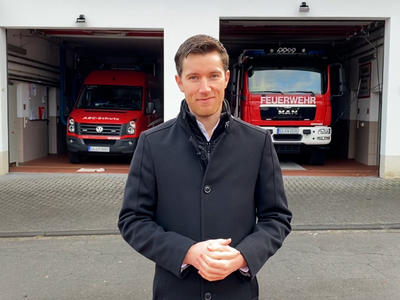B�rgermeister Hannes Gieseler hat einen Kompromissvorschlag in Sachen Feuerwehrger�teh�user unterbreitet.