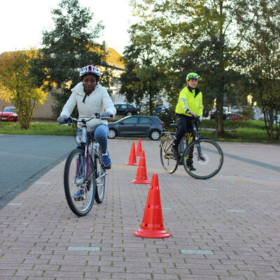 Bild vergr��ern: Fahrradkurs_03