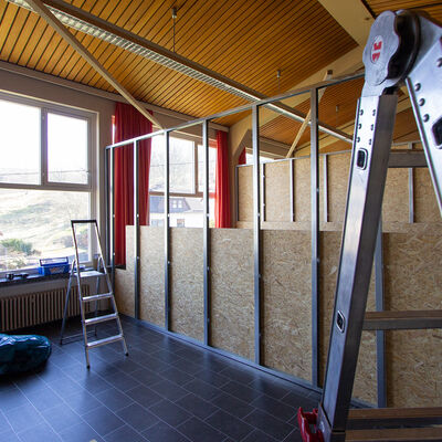 Bild vergr��ern: Bis zu sechs Familien k�nnen hier untergebracht werden, wenn alles fertig ist.
