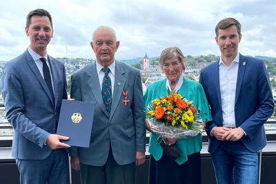 Verleihung Bundesverdienstkreuz an Siegfried Kl�ckner