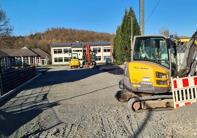 Hol- und Bringzone Niederdielfen
