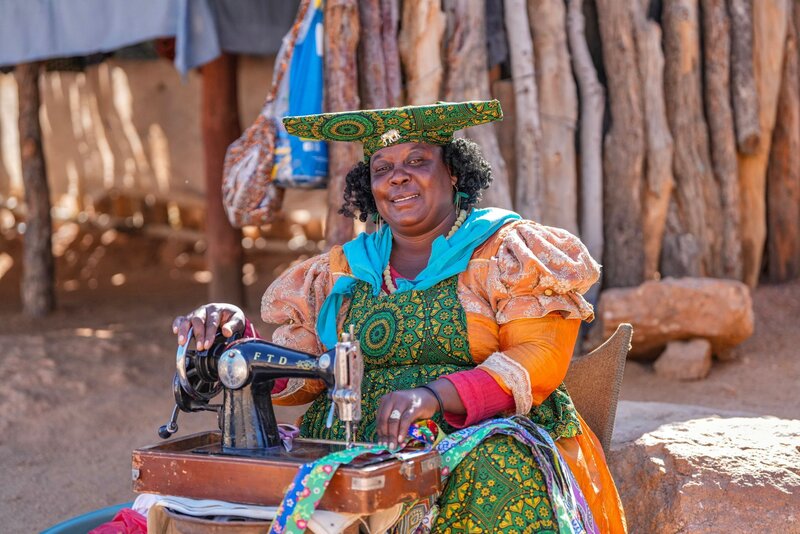 Bild vergr��ern: Herero-Frau aus der Foto- und Videoausstellung