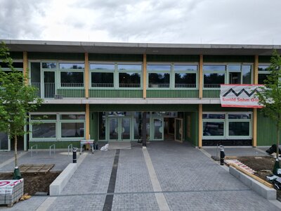 Das neue Grundschulgeb�ude am H�hw�ldchen �ffnet seine T�ren am 02.07.2026