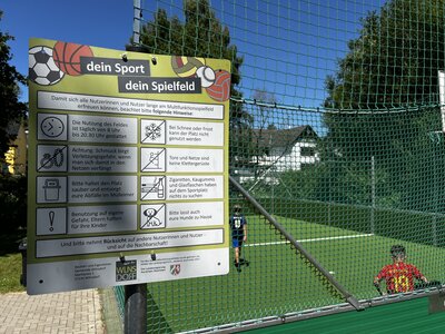 Bild vergr��ern: Multifunktionsspielfeld in Rudersdorf