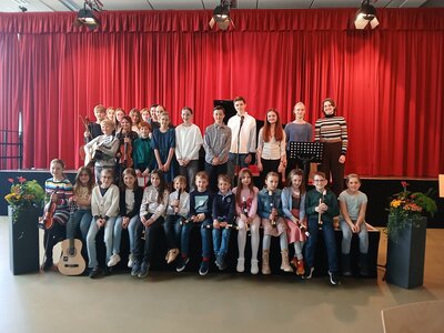 Bild vergr��ern: Sch�ler der Musikschule Wilnsdorf