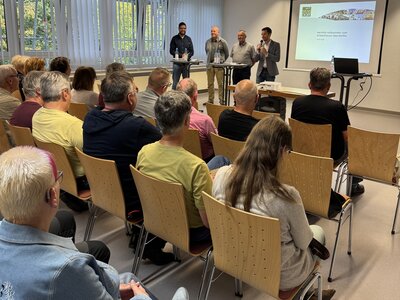 Bild vergr��ern: Ortsteilforum im B�rgerhaus Oberdielfen